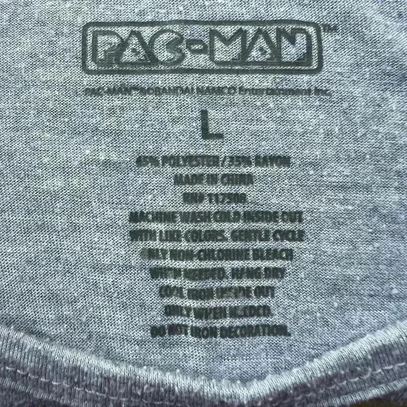 PAC-MAN PACMAN HEATHER GREY GAME THEME Womens Sz L SHIRT Super Soft - Picture 4 of 4